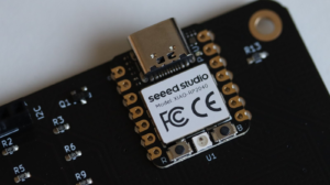 Understanding I2C: Exploring OLED Displays and Peripherals on Futuristic Mechanical Keyboards